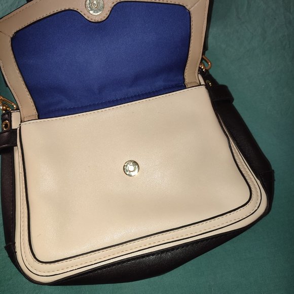 Reed Purse Crossbody bag Cream and Black comfortable casual classic - Picture 7 of 16